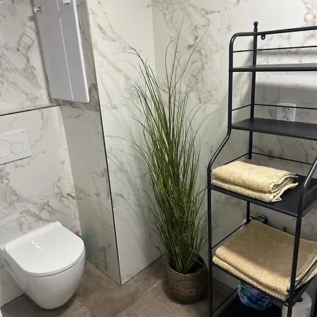 Prazska דירה זנוימו